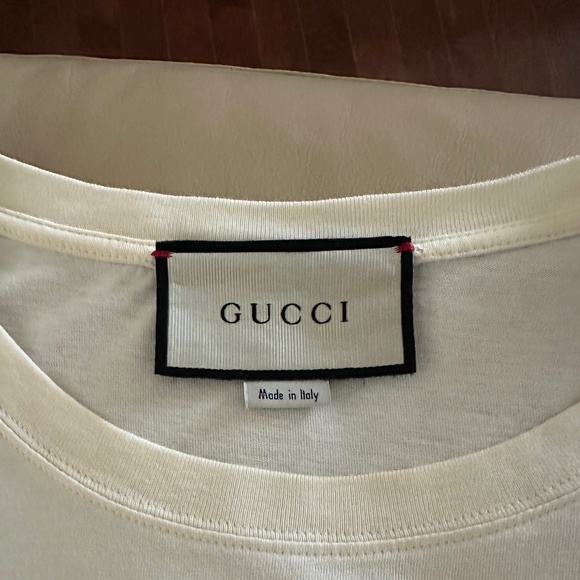 Authentic Gucci Mouth Print T-Shirt - Picture 9 of 11